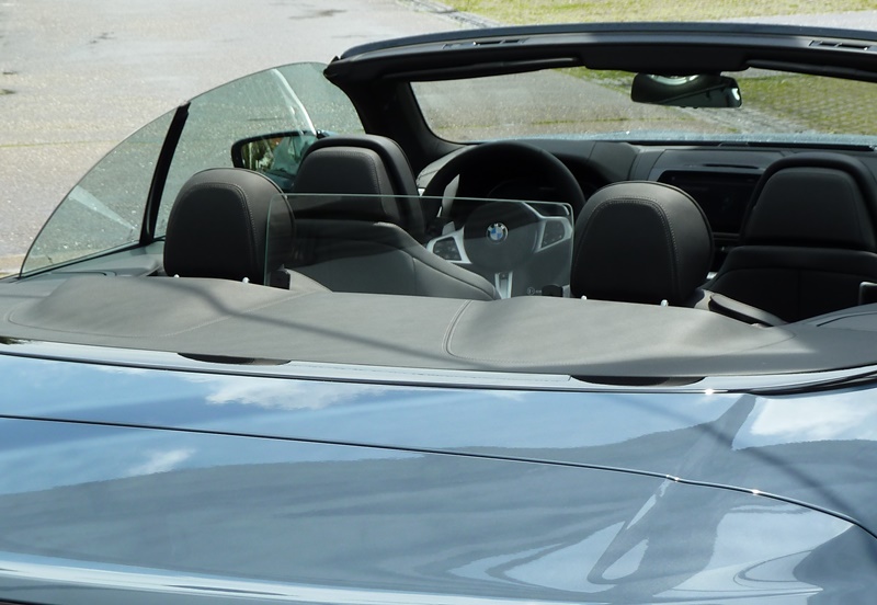 UR-Windschott Glaswindschott für Ihren BMW 8er G14 Frangivento Glass Winddeflector Déflecteur De Vent